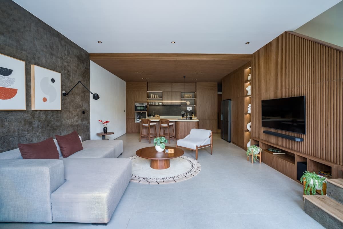 Villa photo 1