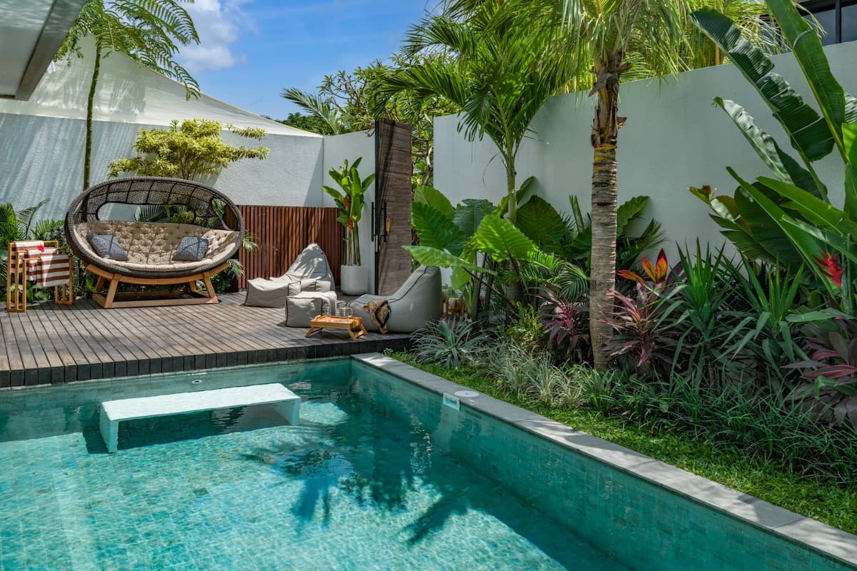 Villa photo 1